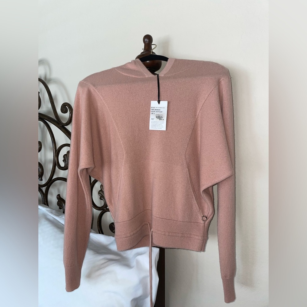 Cashmere sweater SOLD‼️